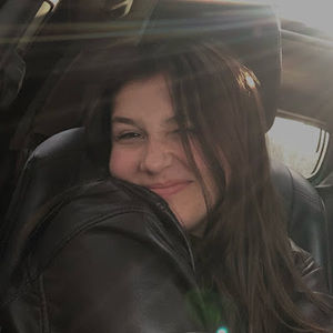 Meet your Posher, Naomi